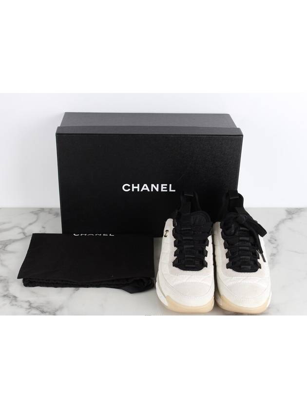 Mixed fiber quilting sneakers 36 5 - CHANEL - BALAAN 2