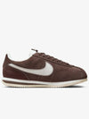 Cortez SE Low Top Sneakers Hangul Day Baroque Brown - NIKE - BALAAN 4