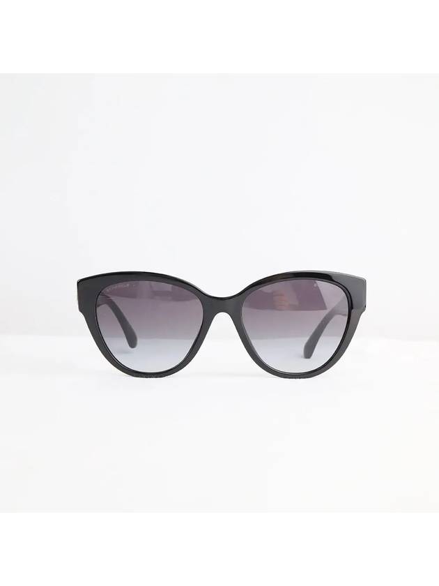 Eyewear Butterfly Heart Logo Sunglasses Black Grey - CHANEL - BALAAN 6