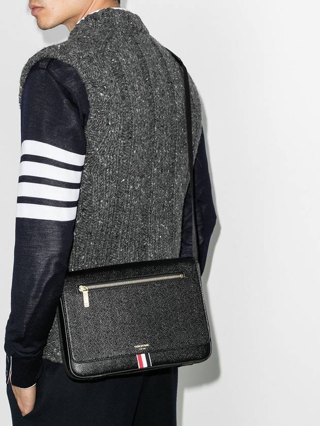 Tonal Strap Leather Reporter Cross Bag Black - THOM BROWNE - BALAAN 5