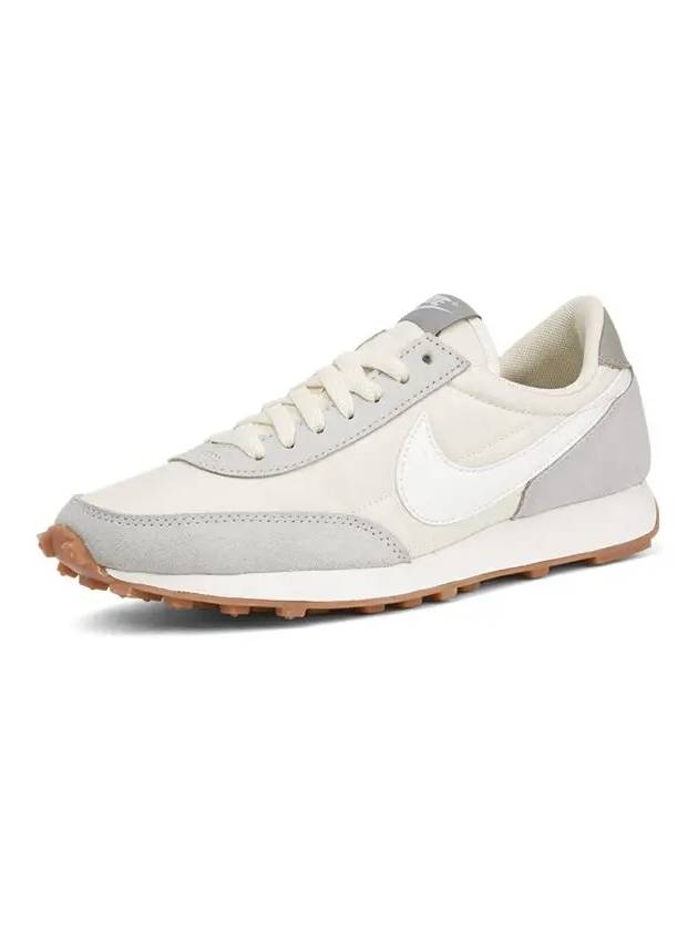 Daybreak Low Top Sneakers Ivory - NIKE - BALAAN 4