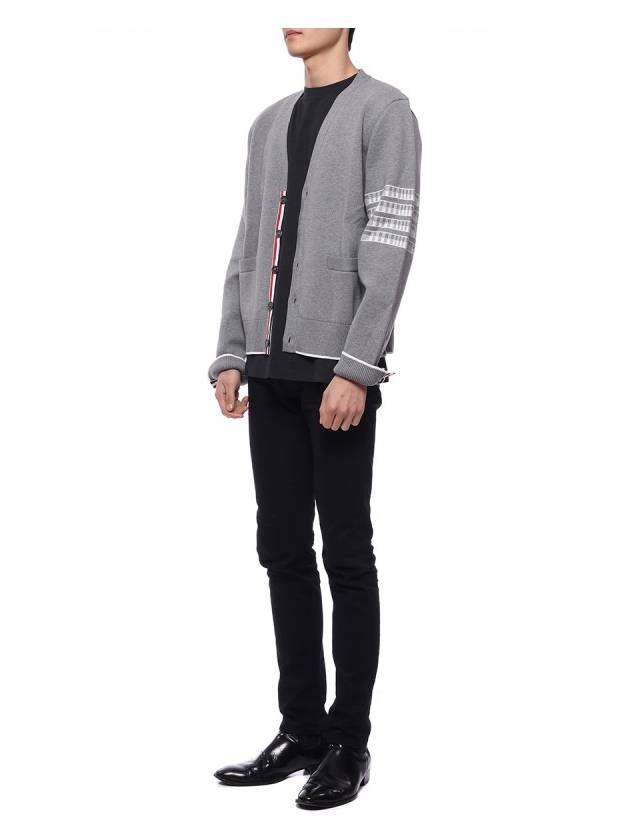 Men's Diagonal Plain Jacquard V-Neck Cardigan Light Grey - THOM BROWNE - BALAAN 5