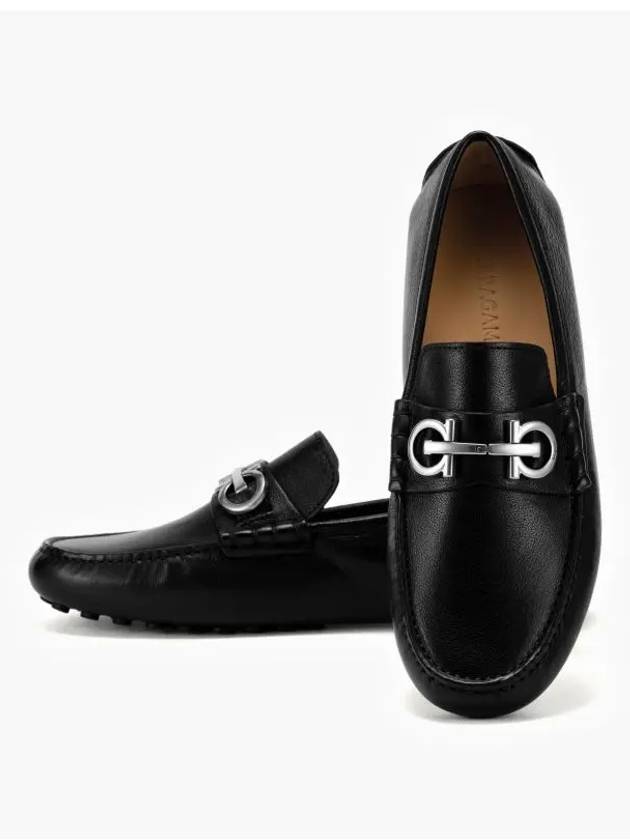 Gancini Ornament Driving Shoes Black - SALVATORE FERRAGAMO - BALAAN 4