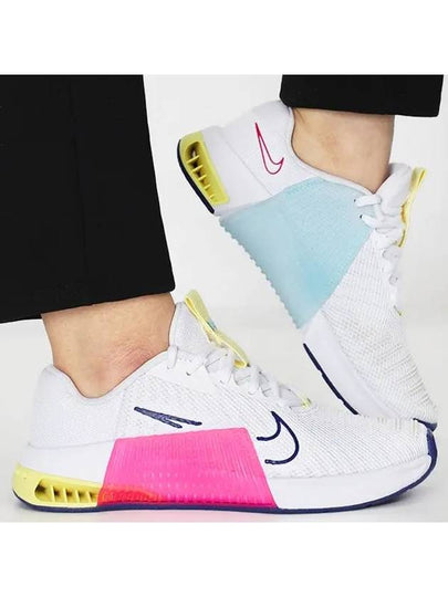 Metcon 9 Training Low Top Sneakers White Pierce Pink - NIKE - BALAAN 2