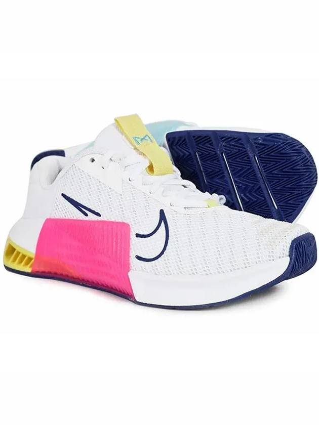 Metcon 9 Training Low Top Sneakers White Pierce Pink - NIKE - BALAAN 3