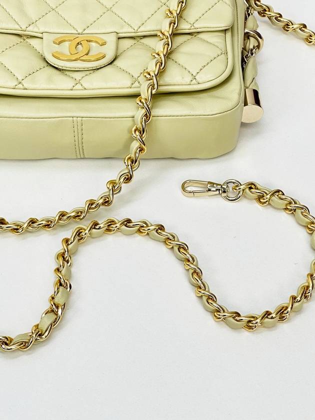 11th Yellow Big CC Quilted Weave Shoulder Crossbag 2VCHB30763 - CHANEL - BALAAN 8