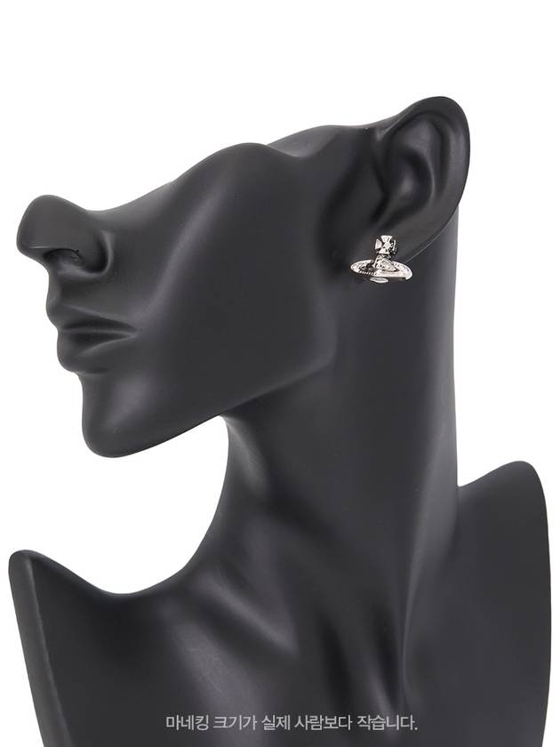 Pina Bas Relief Earrings Silver - VIVIENNE WESTWOOD - BALAAN 6