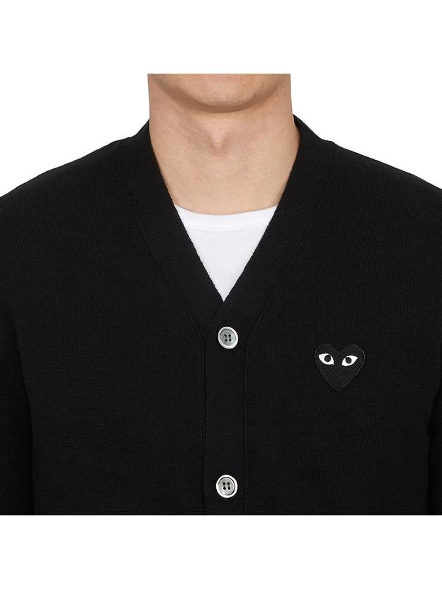 Black Heart Wappen V-Neck Wool Cardigan Black - COMME DES GARCONS PLAY - BALAAN 6