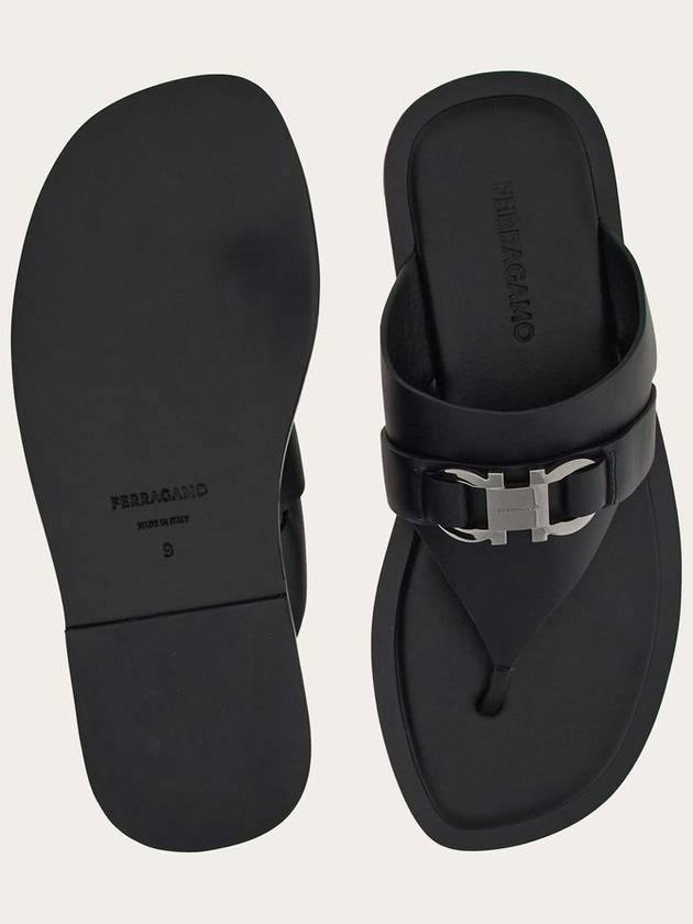 Gancini Leather Flip Flops Black - SALVATORE FERRAGAMO - BALAAN 4