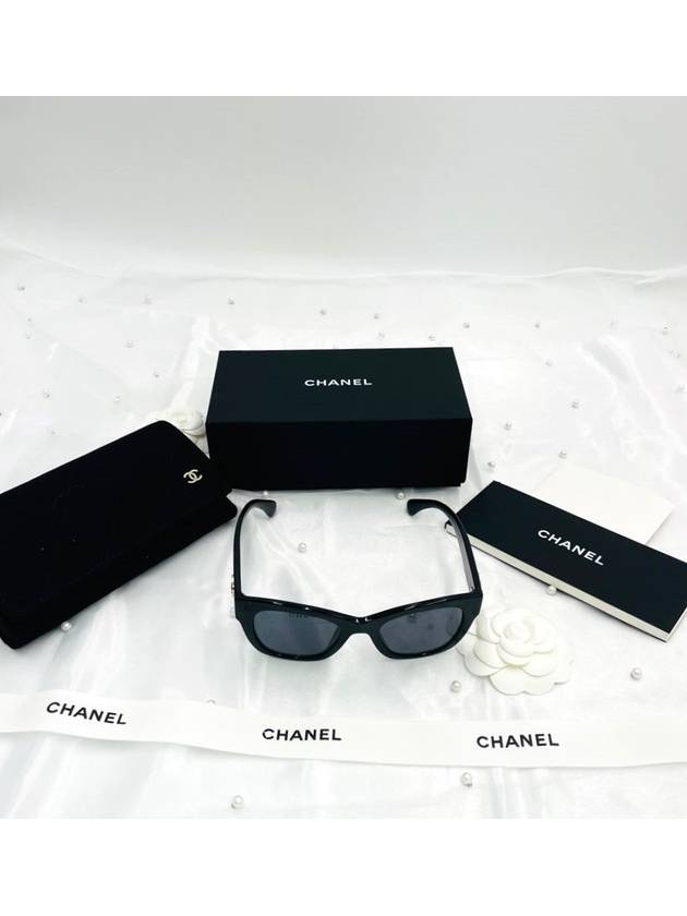 Heart Sunglasses CC Logo Square Black Asian Fit A71468 - CHANEL - BALAAN 7