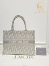 Used luxury goods Lewis It Gray oblique book tote medium - DIOR - BALAAN 8