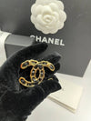 CC logo lambskin brooch gold metal black - CHANEL - BALAAN 4