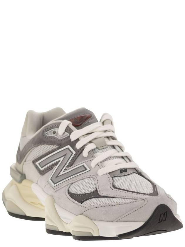 9060 - Sneakers - NEW BALANCE - BALAAN 2