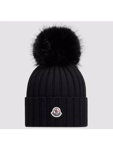 3B00027 M1131 999 Black Pom Wool Beanie - MONCLER - BALAAN 1