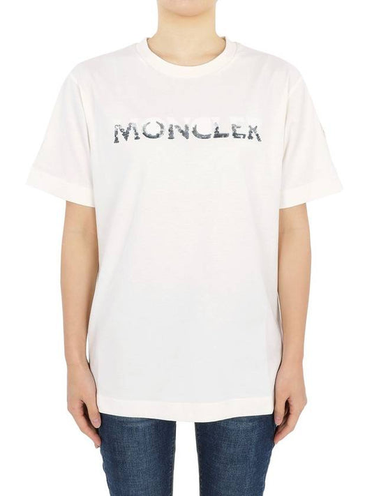 Moncler Women s Print Logo Short Sleeve Ivory 8C00028 829HP 034 - MONCLER - BALAAN 1