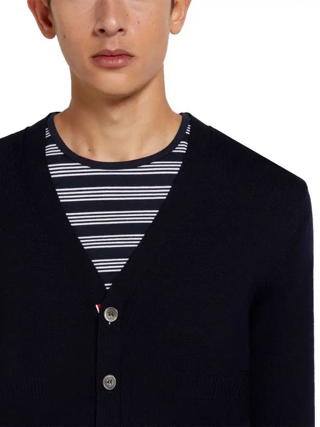 Men's Fine Merino Wool 4 Bar Cuff V-Neck Cardigan Navy - THOM BROWNE - BALAAN 6