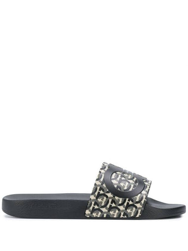 Ferragamo Sandals Black - SALVATORE FERRAGAMO - BALAAN 1