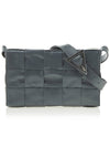 Intrecciato Triangle Buckle Cassette Cross Bag Thunder - BOTTEGA VENETA - BALAAN 2