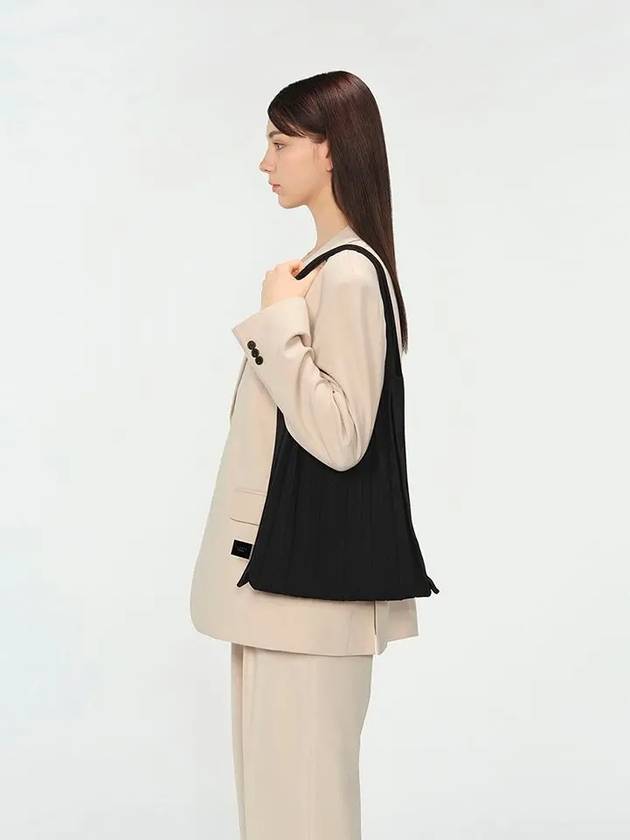 Zero Black Edition Shoulder Bag Black - PLEATSMAMA - BALAAN 3