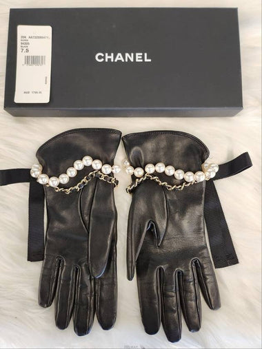 Daol Beomeo Branch Chain pearl decorated leather gloves AA7328 7 5 Condition A - CHANEL - BALAAN 1