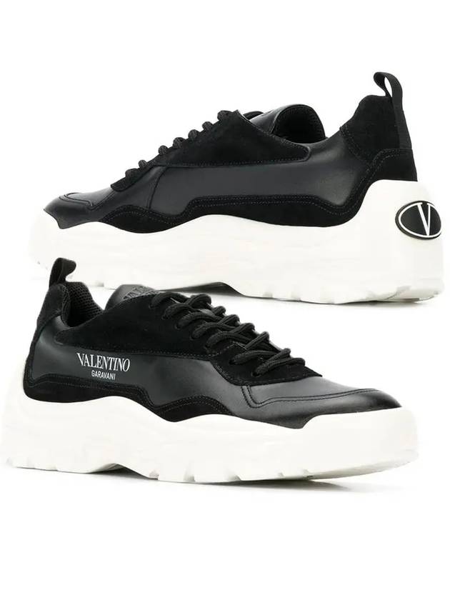 Gumboy Logo Low Top Sneakers Black - VALENTINO - BALAAN 2