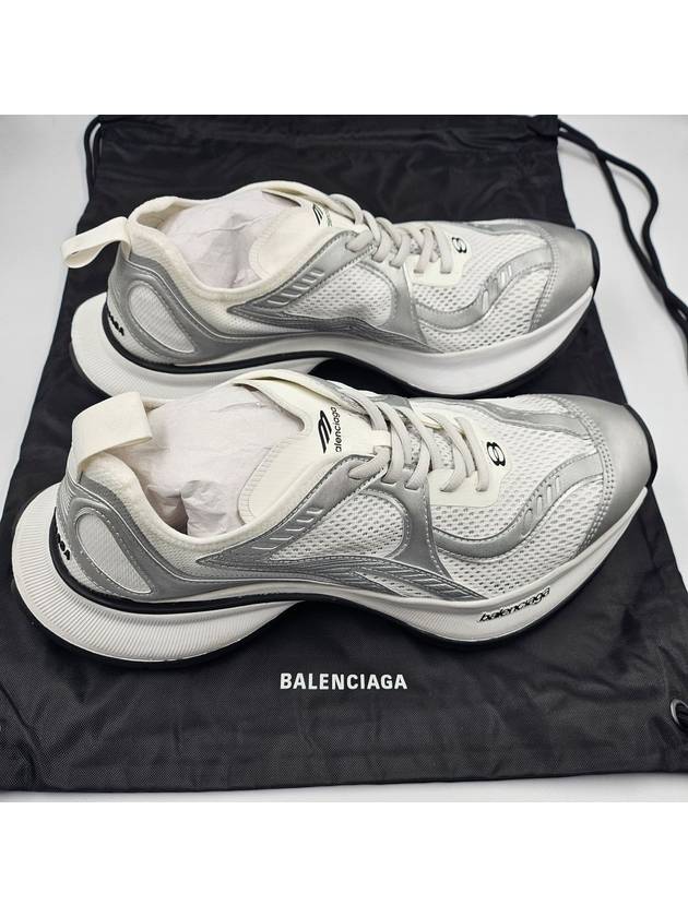 Circuit Low Top Sneakers Black - BALENCIAGA - BALAAN 4