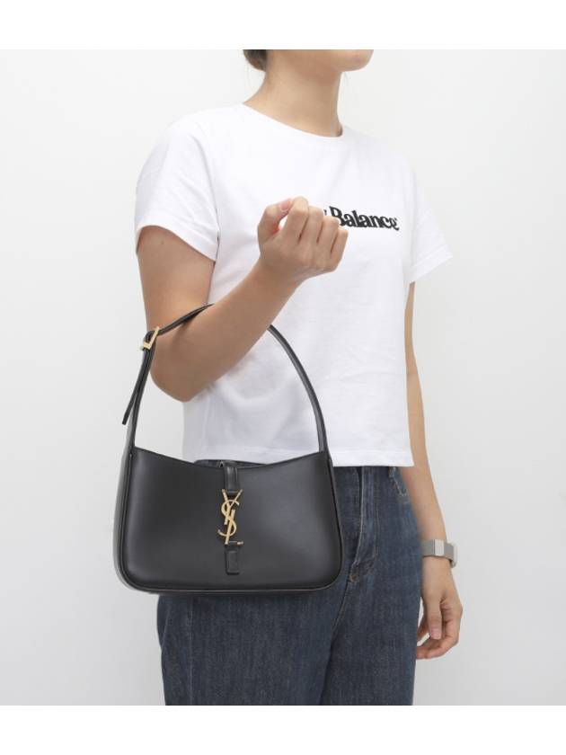 Le 5 A 7 Smooth Leather Hobo Shoulder Bag Black - SAINT LAURENT - BALAAN 7