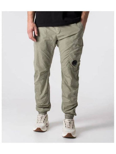 Lens Wappen Technical Cargo Track Pants Sage - CP COMPANY - BALAAN 2