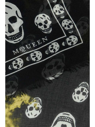 Alexander McQueen Scarves And Foulards - ALEXANDER MCQUEEN - BALAAN 2