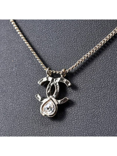 women necklace - CHANEL - BALAAN 1