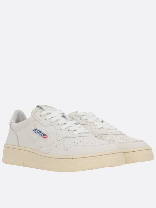 Medalist Goatskin Low Top Sneakers White - AUTRY - BALAAN 3