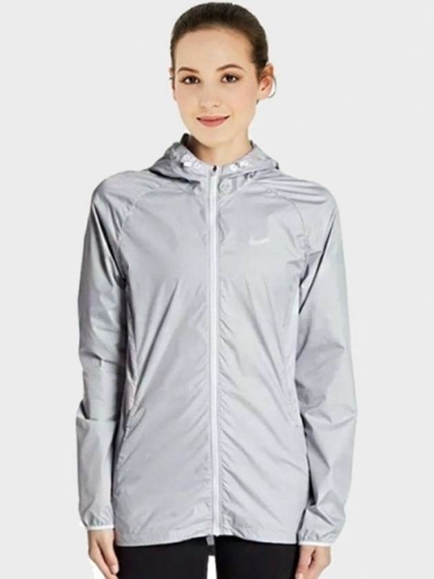 01BQ5938043Women’sEssential Running Hooded JacketSilver - NIKE - BALAAN 1