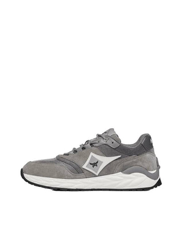 Men's Skywander Calf Suede Leather Low Top Sneakers Grey - MCM - BALAAN 1