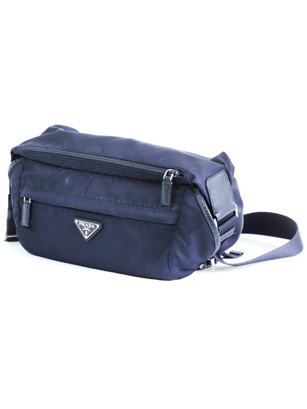 M Re nylon biker bag cross medium navy - PRADA - BALAAN 9