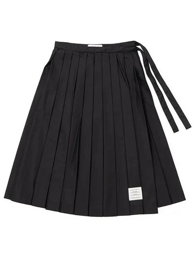 Nylon Ripstop Below Wrap Pleated Skirt Navy - THOM BROWNE - BALAAN 2