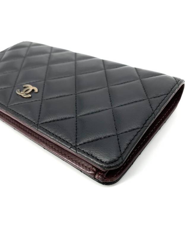 Lambskin silver logo long wallet - CHANEL - BALAAN 5