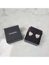 CC Heart Pearl Cubic Earrings Gold White - CHANEL - BALAAN 2