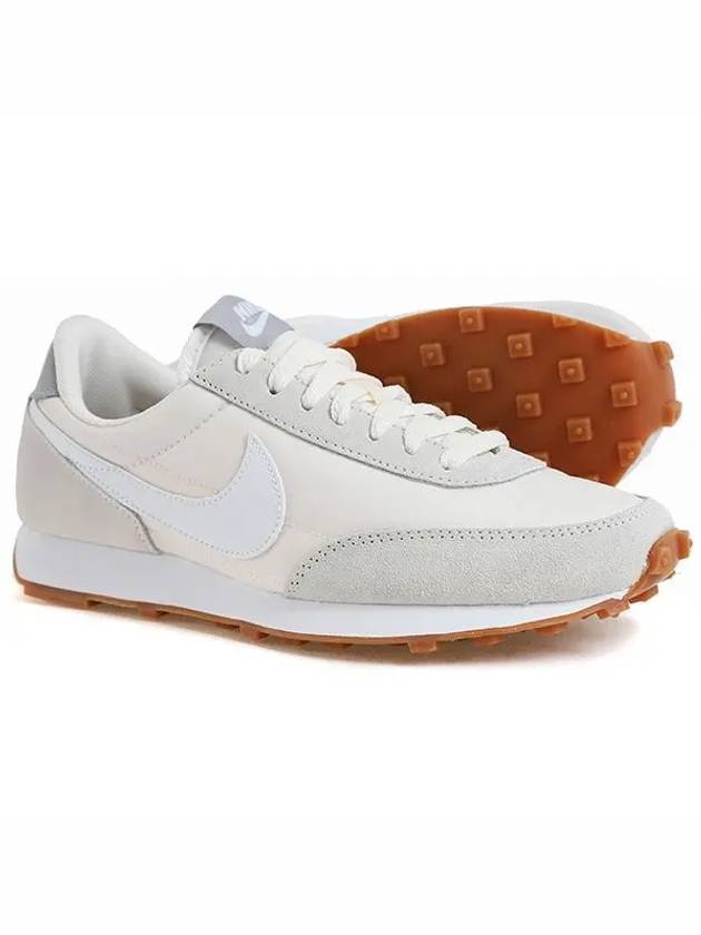 Daybreak Low Top Sneakers Ivory - NIKE - BALAAN 3