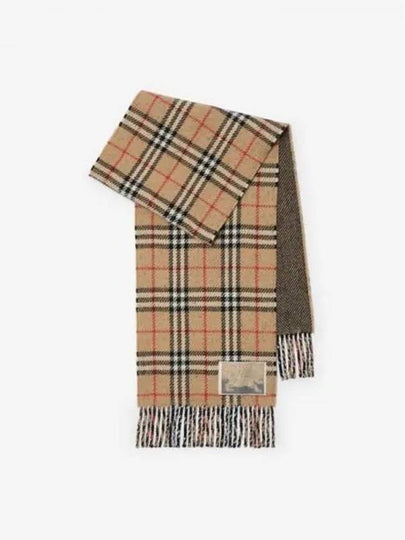 Reversible Check Cashmere Scarf 8099014 - BURBERRY - BALAAN 2