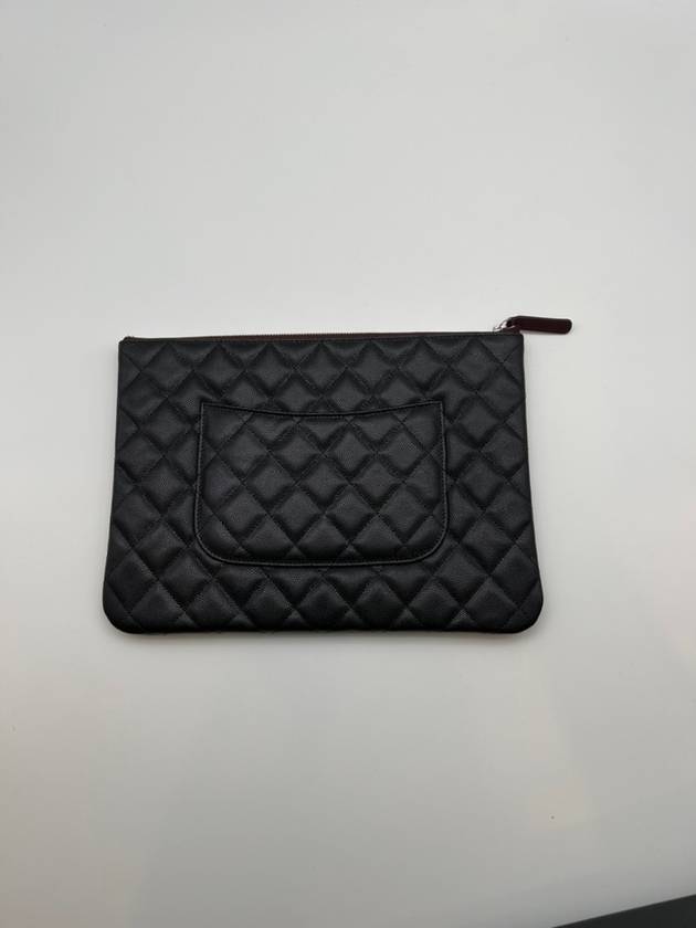 Medium Classic Clutch Bag Caviar Leather & Silver Black - CHANEL - BALAAN 5