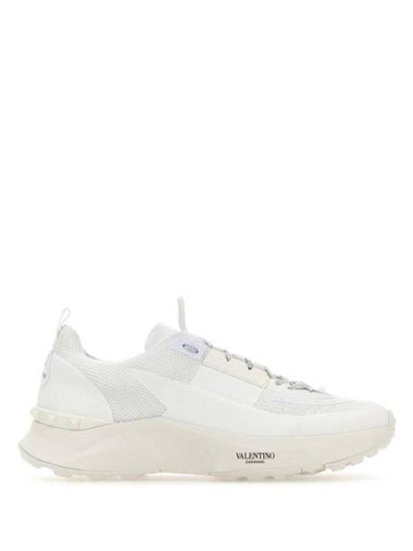 True Act Lace Up Low-Top Sneakers White - VALENTINO - BALAAN 1