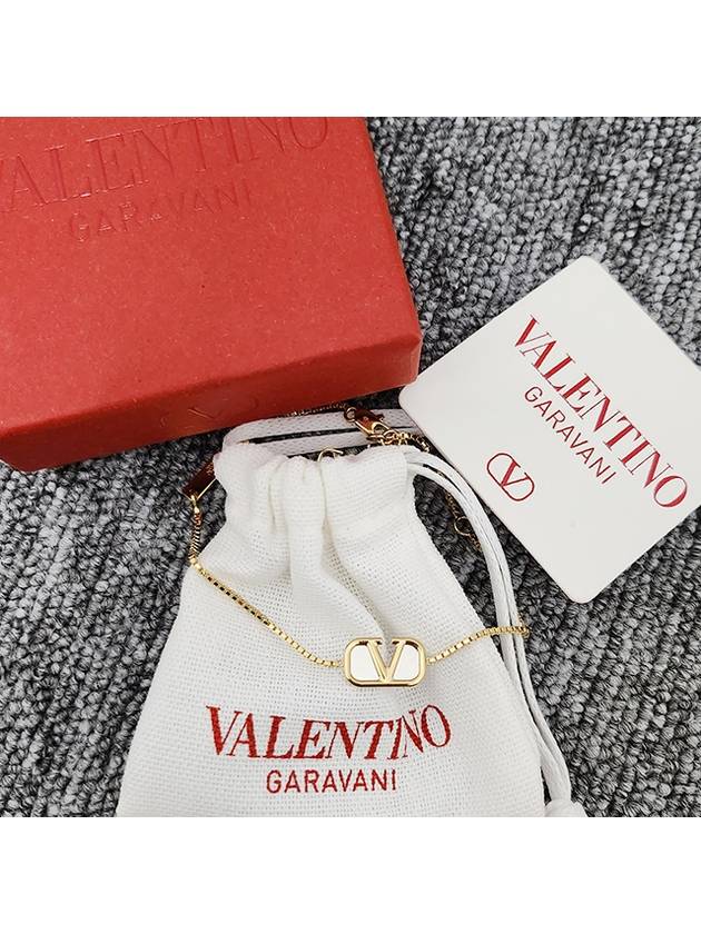 Men's V Logo Metal Bracelet Gold - VALENTINO - BALAAN 3