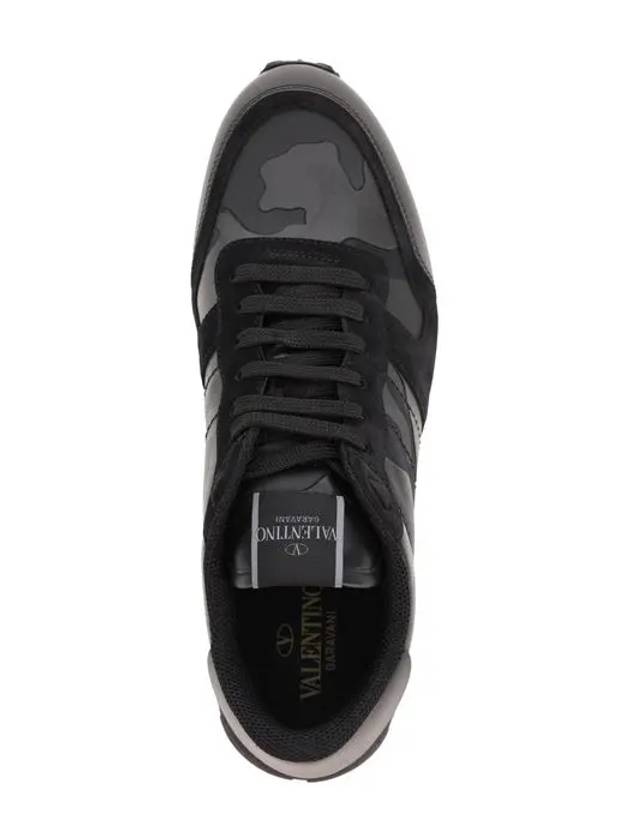 Men's Camouflage Rockrunner Low Top Sneakers Black - VALENTINO - BALAAN 3