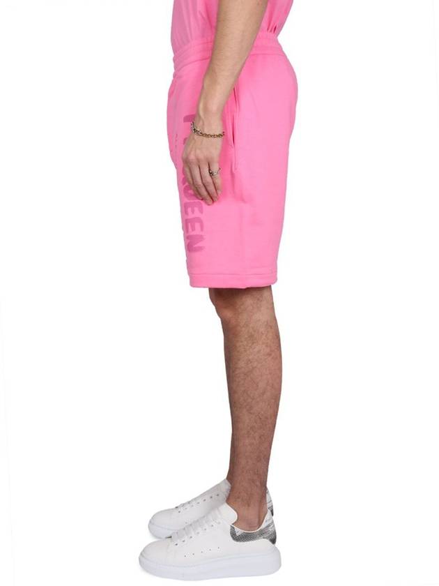 Men's Graffiti Logo Cotton Shorts Pink - ALEXANDER MCQUEEN - BALAAN 4