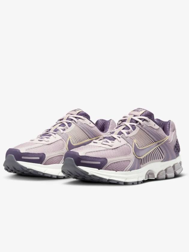 Zoom Vomero 5 Low Top Sneakers Platinum Violet - NIKE - BALAAN 6