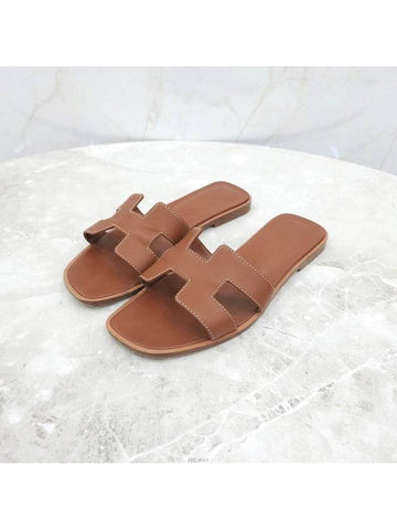 Lux You 35 5 Gold Oran Sandal Slippers - HERMES - BALAAN 1