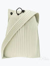 Pocket 1 Pleated Shoulder Bag Green - ISSEY MIYAKE - BALAAN 2