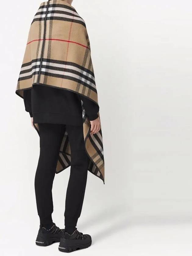 Exaggerated Check Wool Cashmere Cape Archive Beig - BURBERRY - BALAAN 5