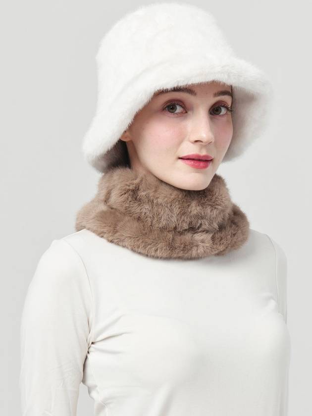 Doyou Know MC Women s Eco Fur Ivory Bucket Hat DO6242AH311 - DOYOUKNOWMC GOLF WEAR - BALAAN 1