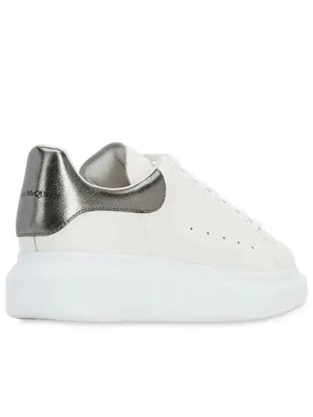 Gunmetal logo print heel tab over louvered sole leather sneakers - ALEXANDER MCQUEEN - BALAAN 3